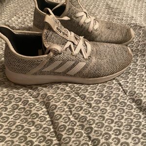 Adidas Cloudfoam size 7